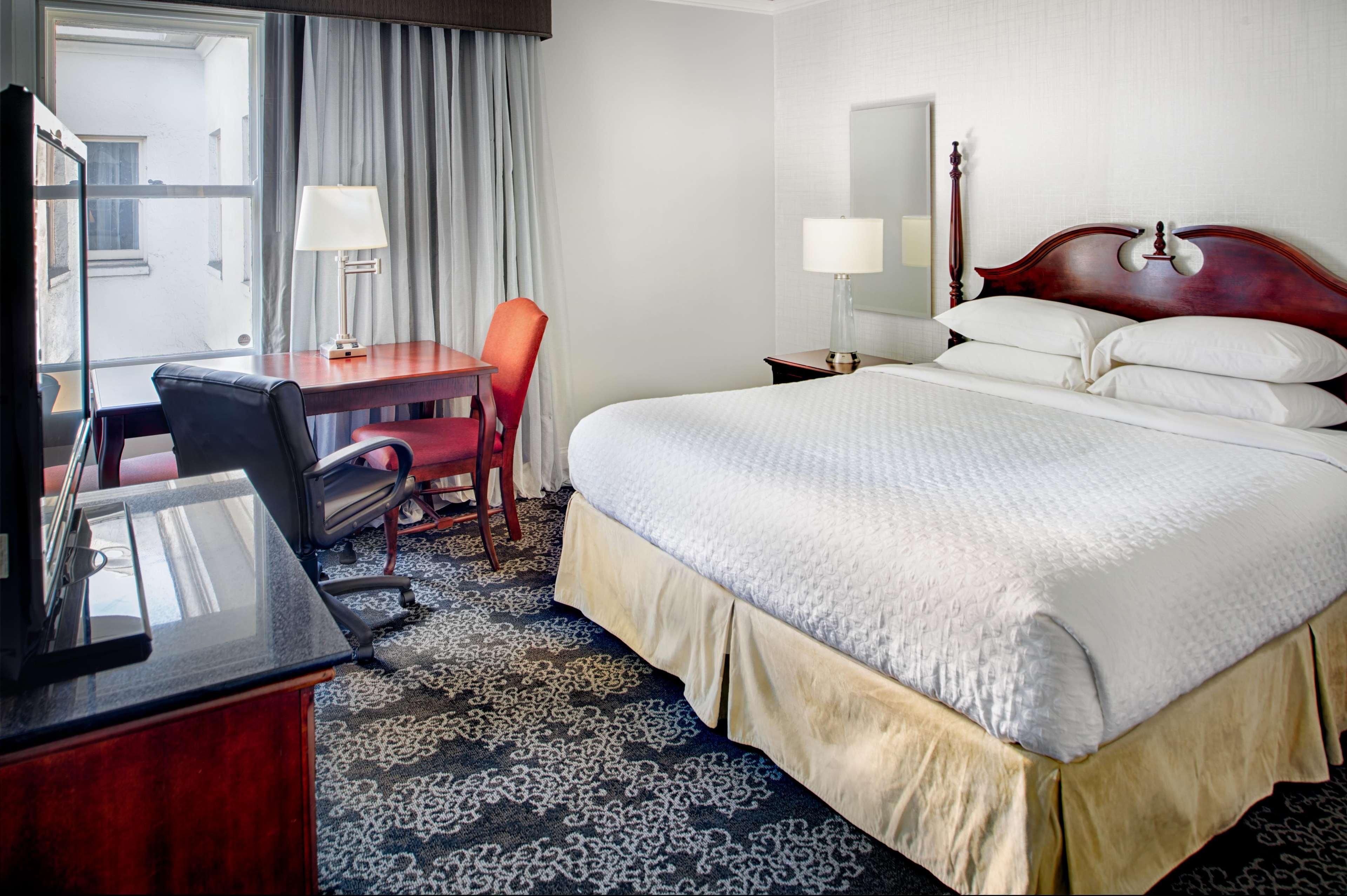 Embassy Suites By Hilton Portland Downtown Екстериор снимка