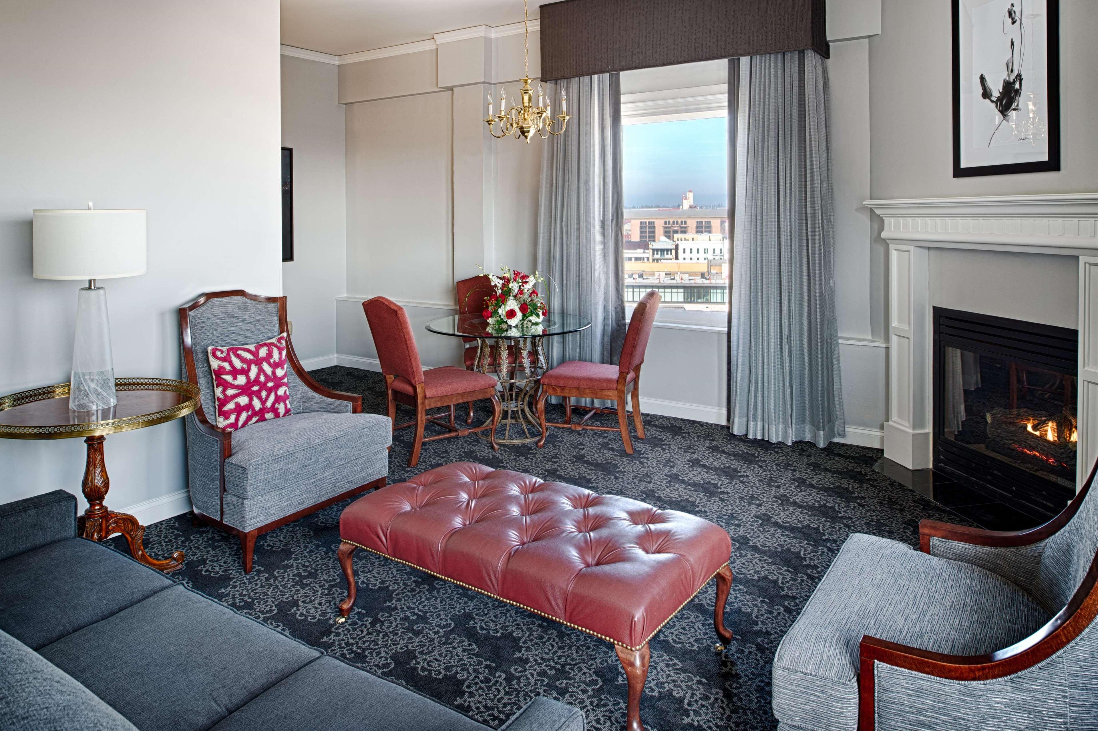 Embassy Suites By Hilton Portland Downtown Екстериор снимка