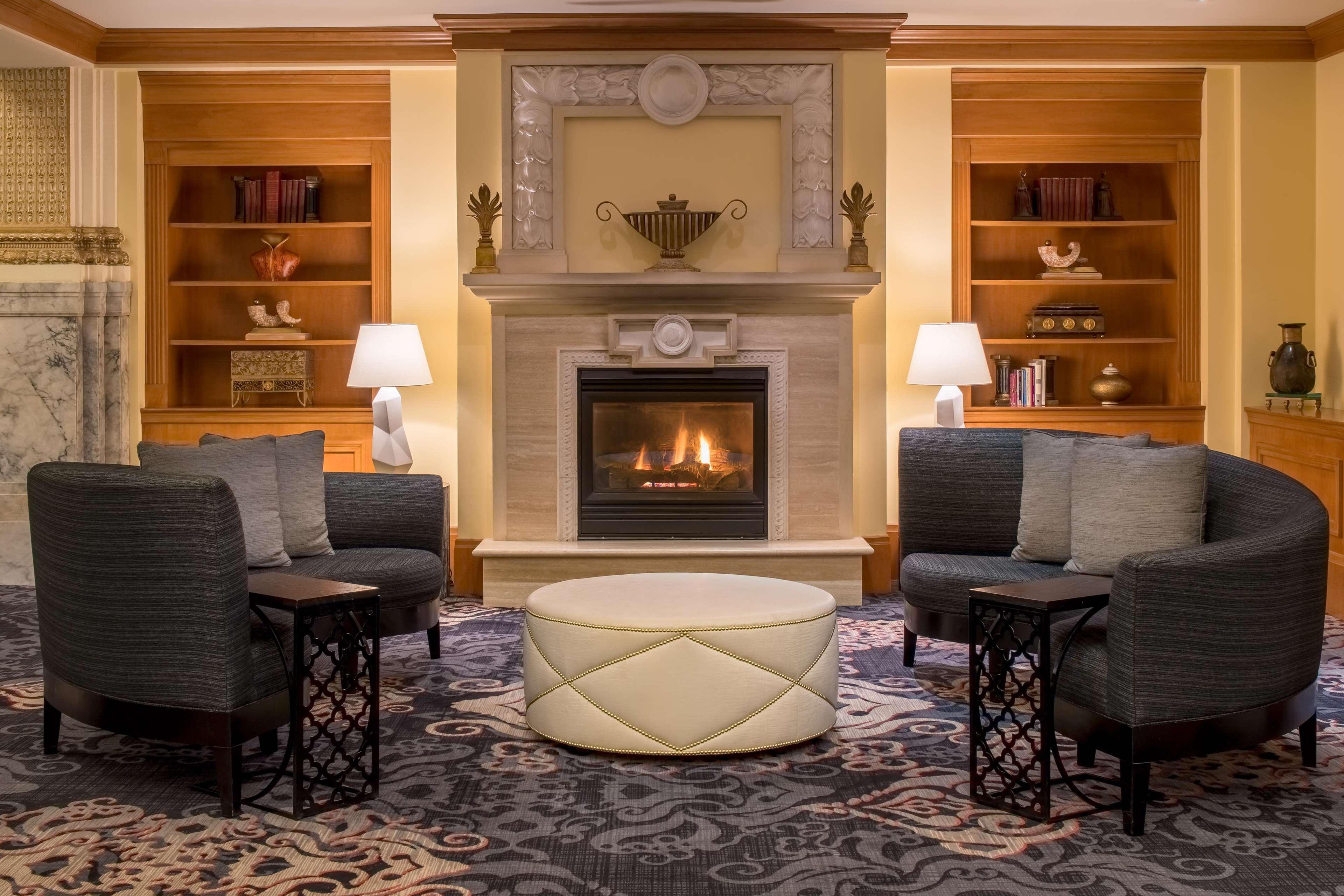 Embassy Suites By Hilton Portland Downtown Екстериор снимка