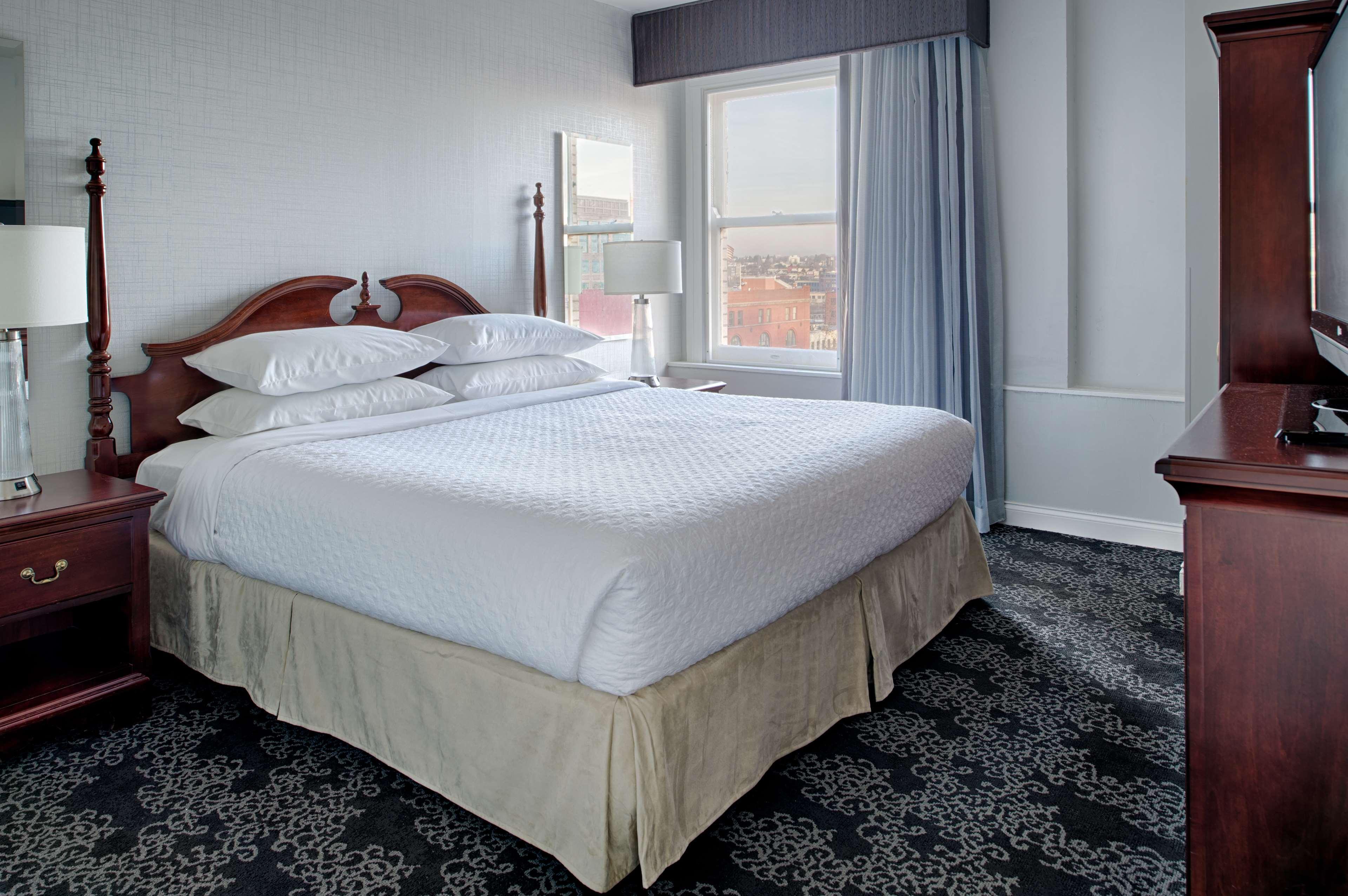 Embassy Suites By Hilton Portland Downtown Екстериор снимка